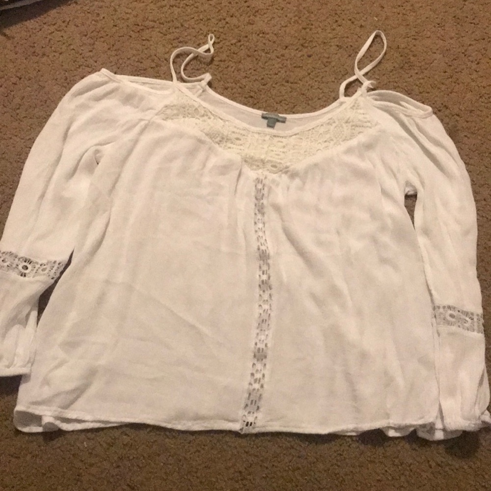 super cute Charlotte Russe open shoulder top!